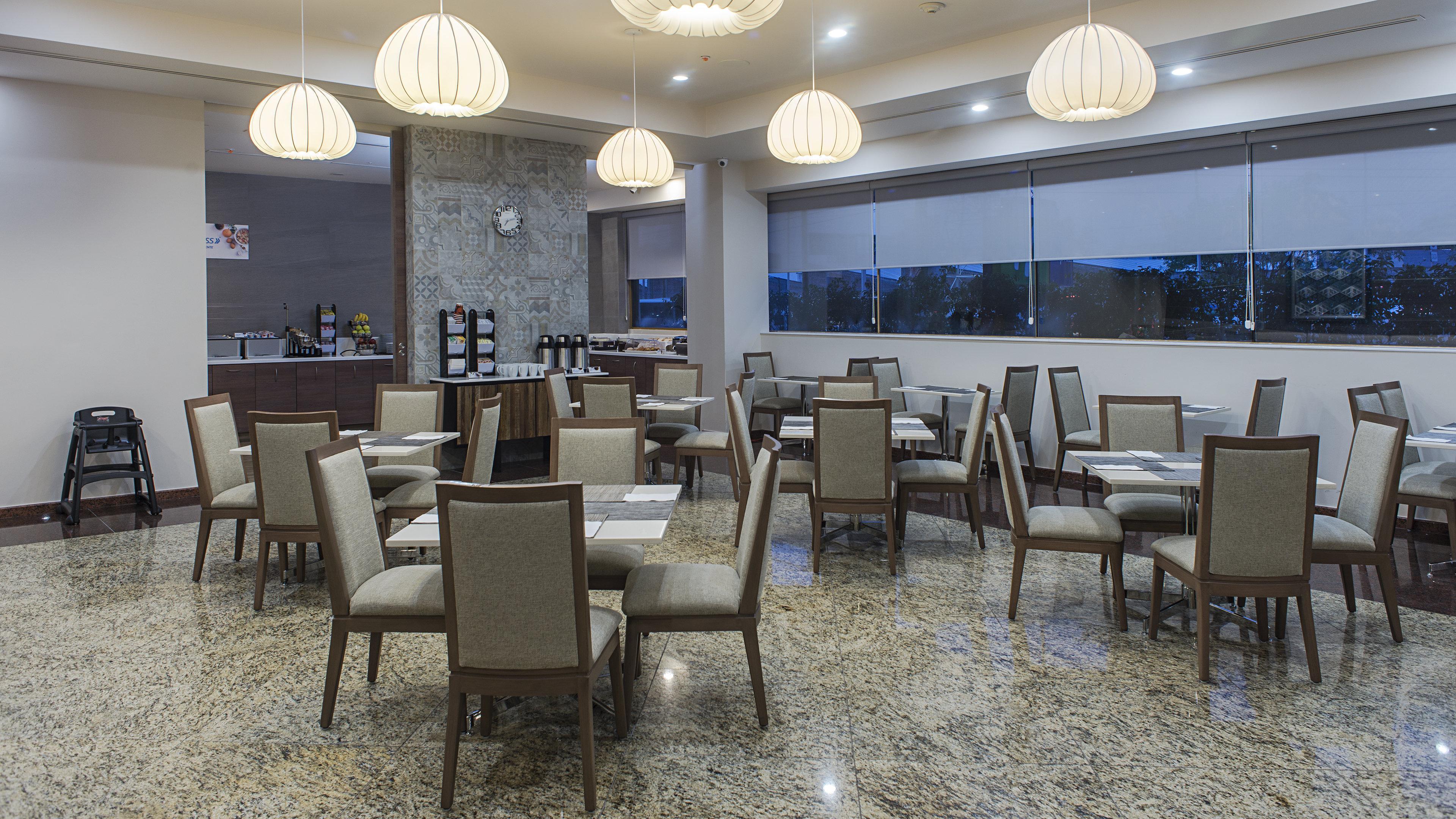 Holiday Inn Express Mexico- Toreo By Ihg Exterior photo