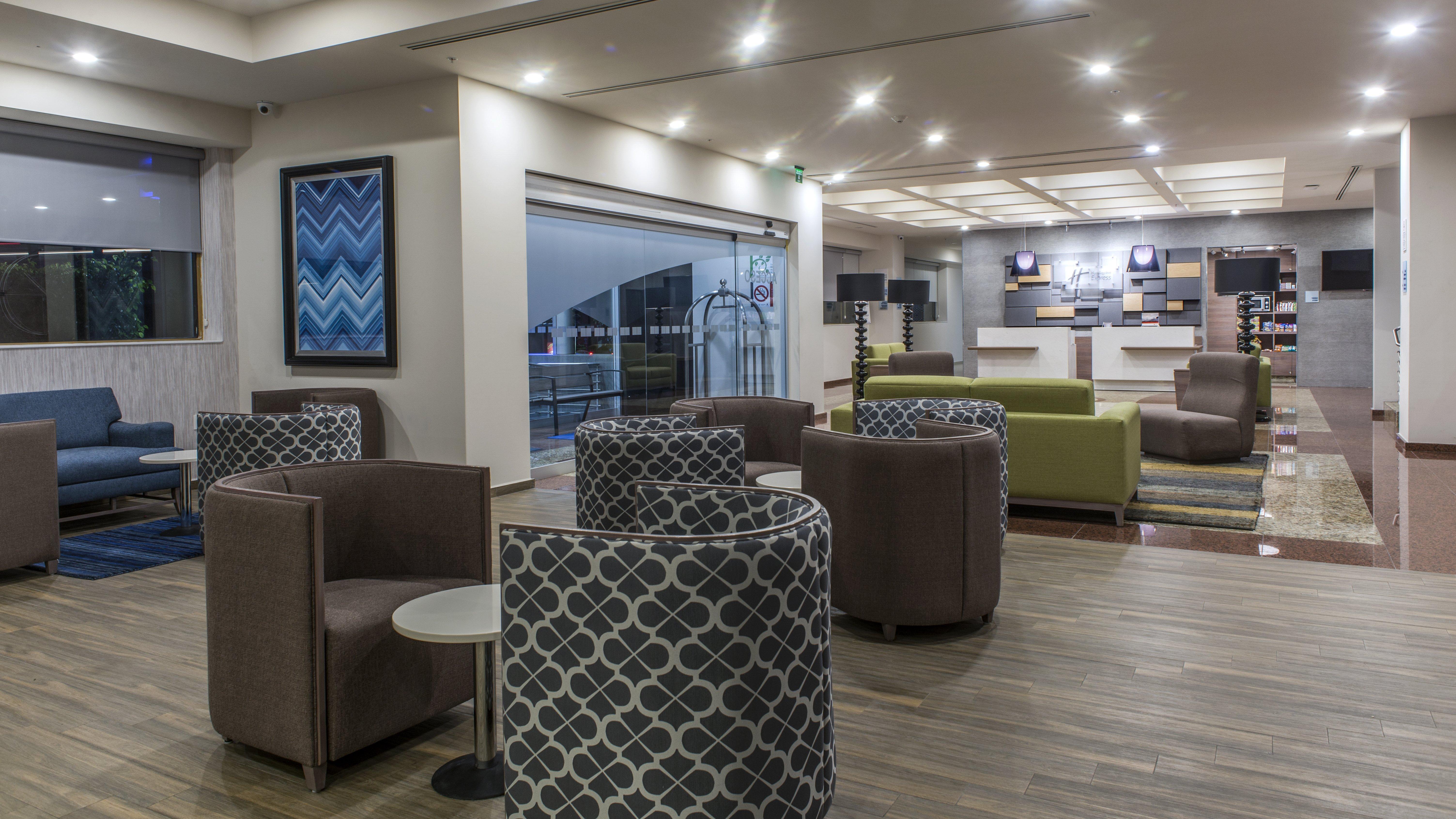 Holiday Inn Express Mexico- Toreo By Ihg Exterior photo