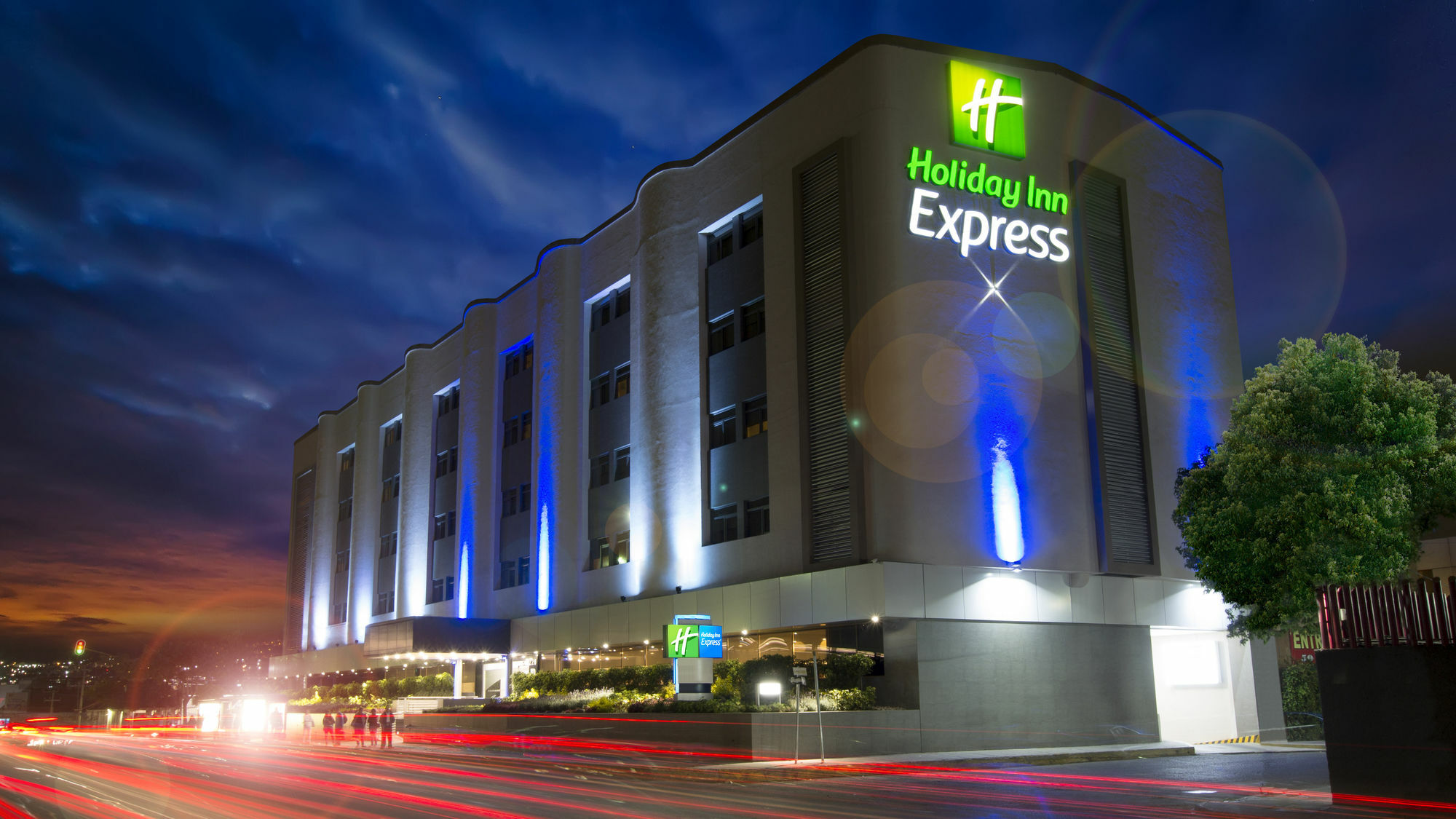Holiday Inn Express Mexico- Toreo By Ihg Exterior photo