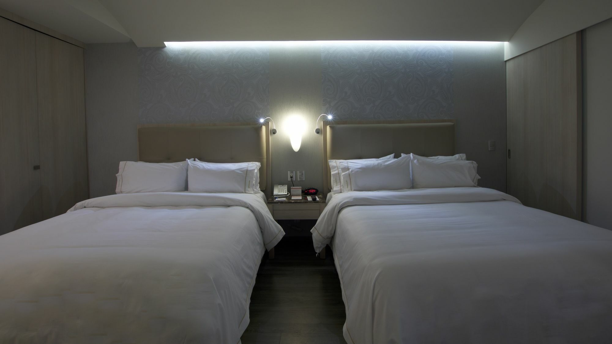 Holiday Inn Express Mexico- Toreo By Ihg Exterior photo